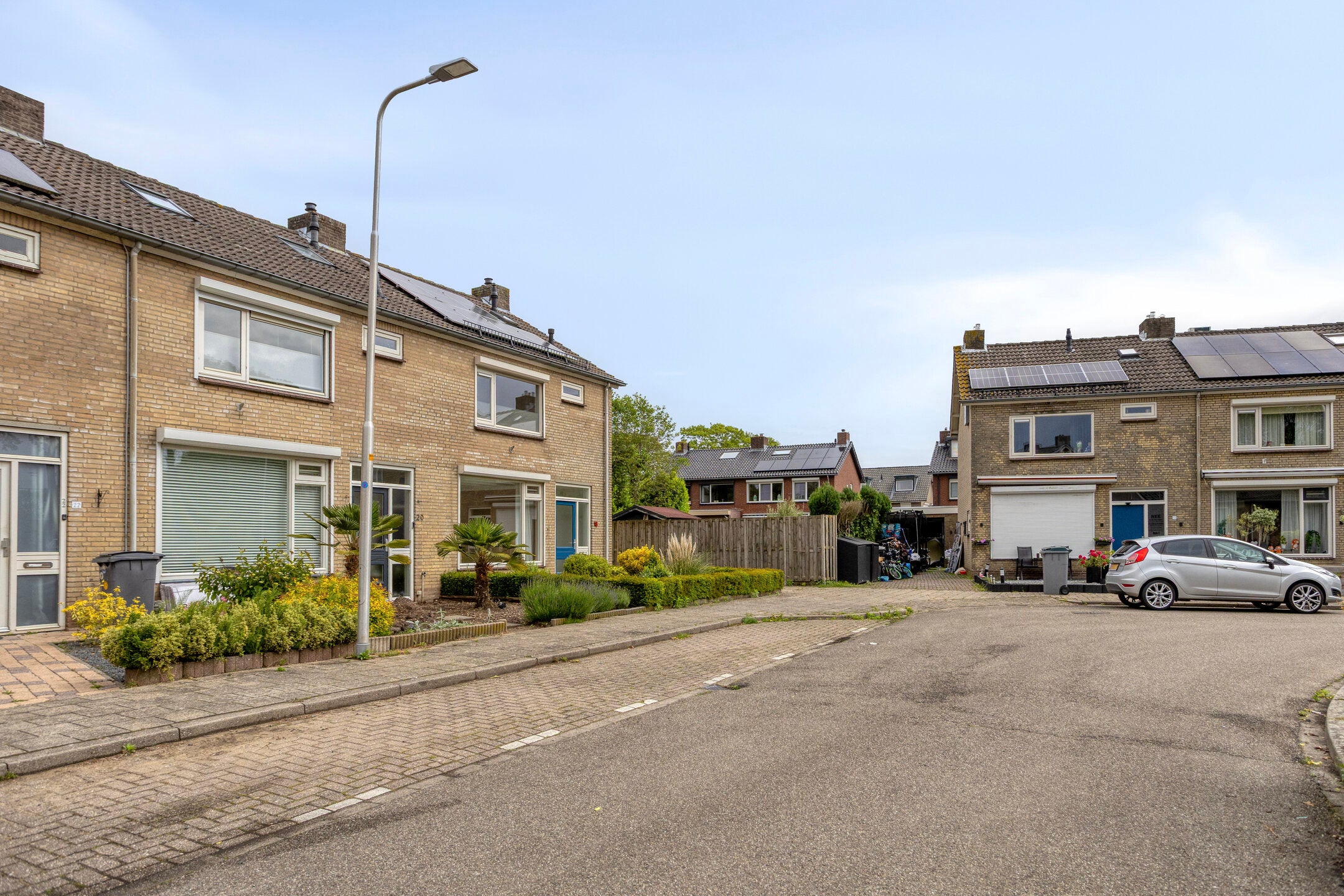 Hoekwoning te koop: Margrietstraat 18, Angeren