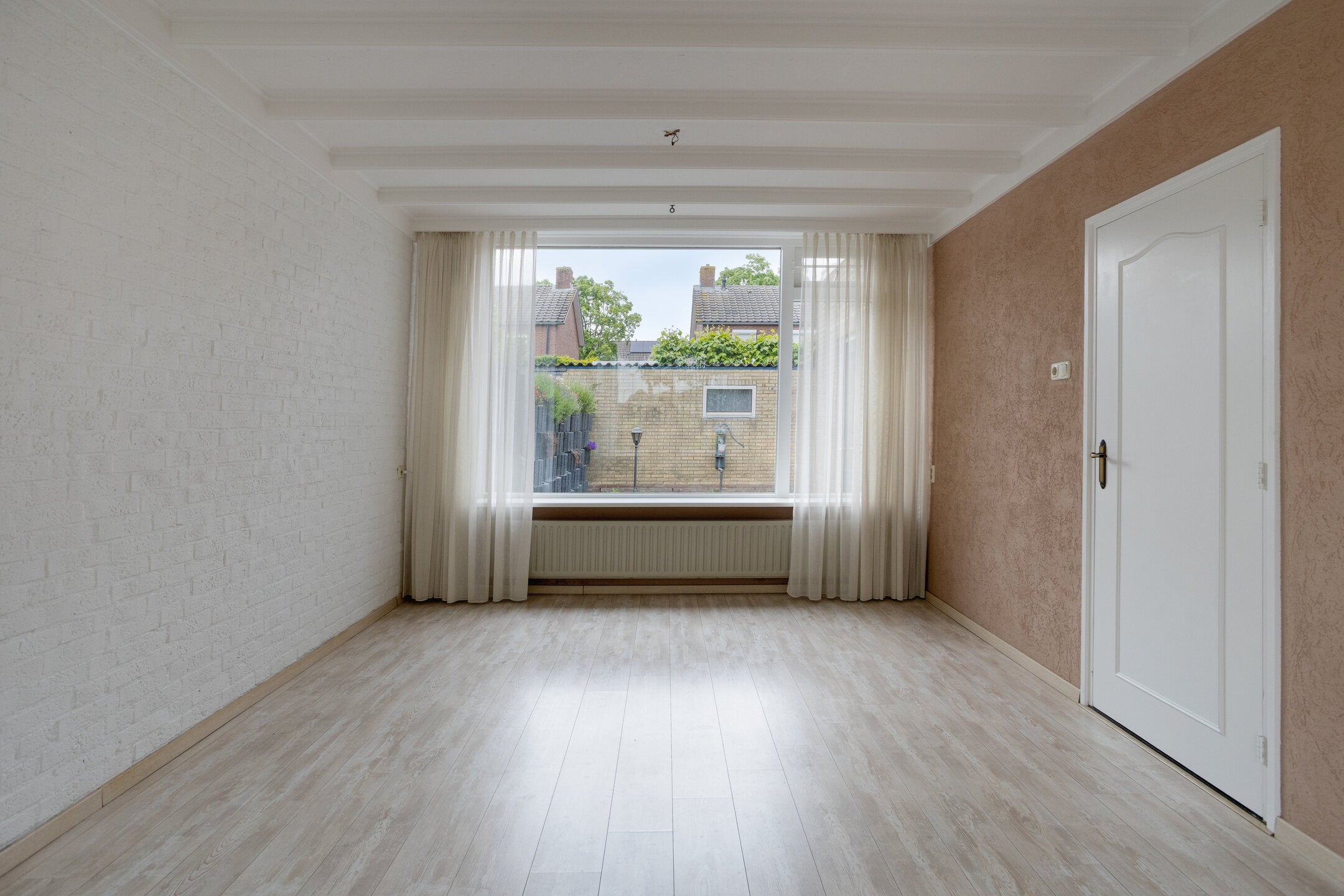 Hoekwoning te koop: Margrietstraat 18, Angeren