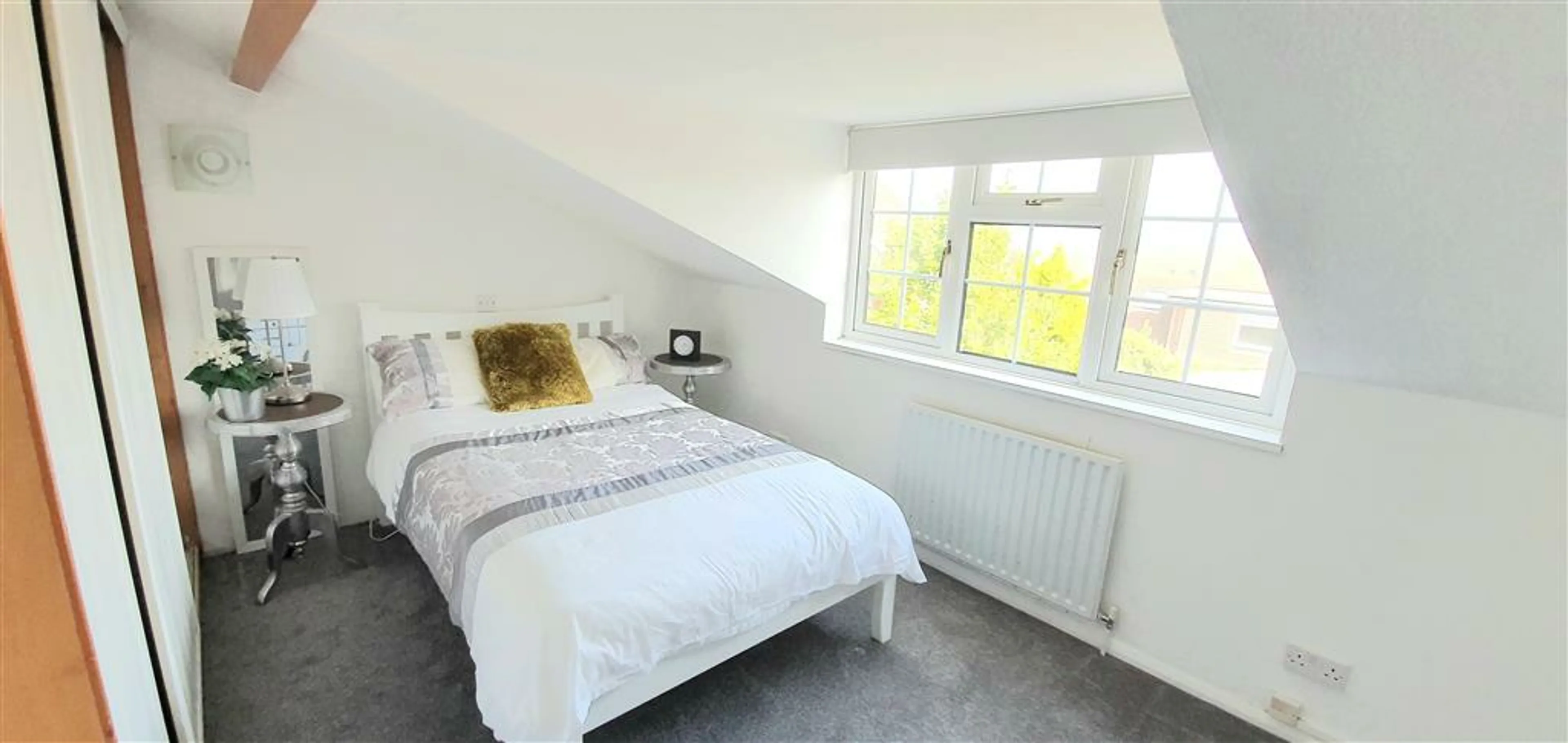 House Lingfield Road in Mid Sussex