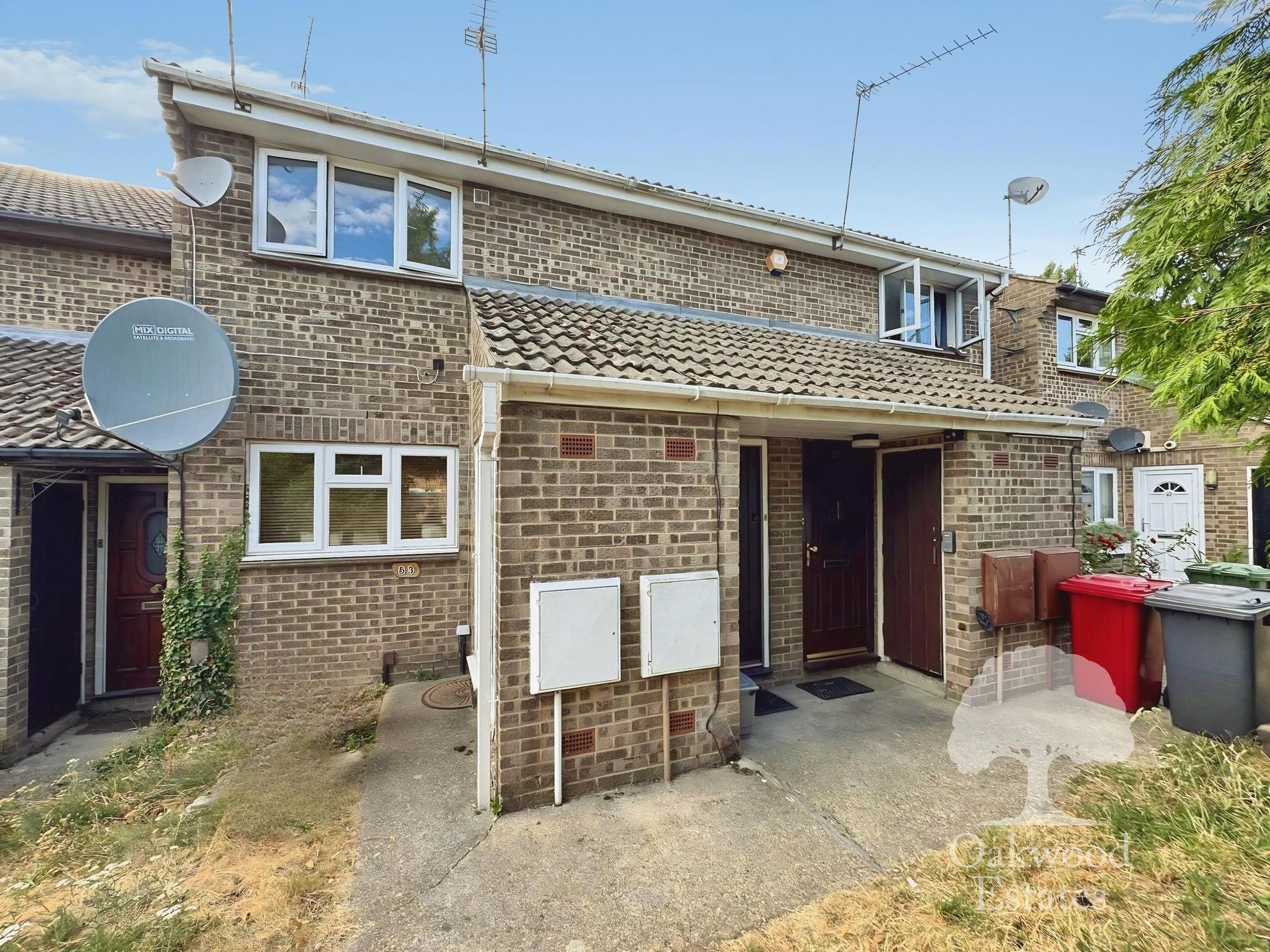 Flat Fotheringay Gardens in Slough