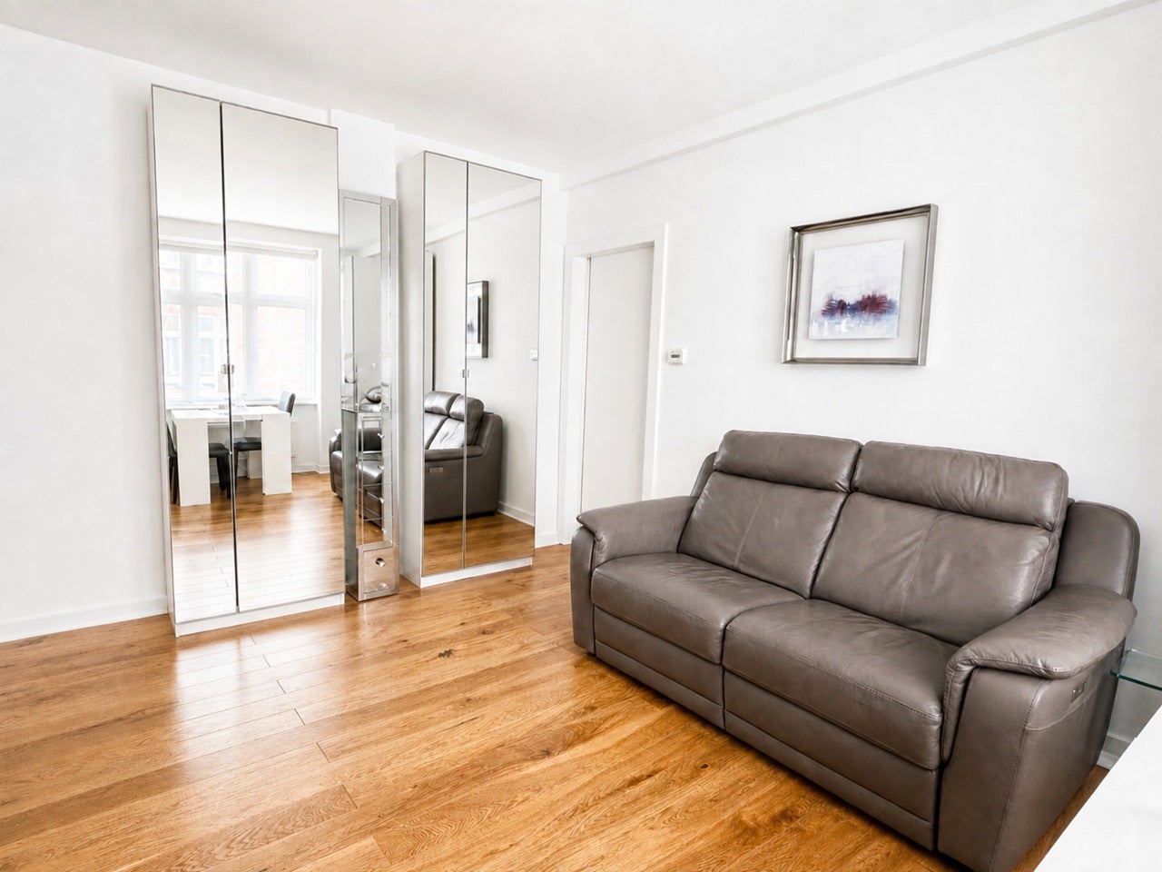 Flat Fetter Lane in City of London