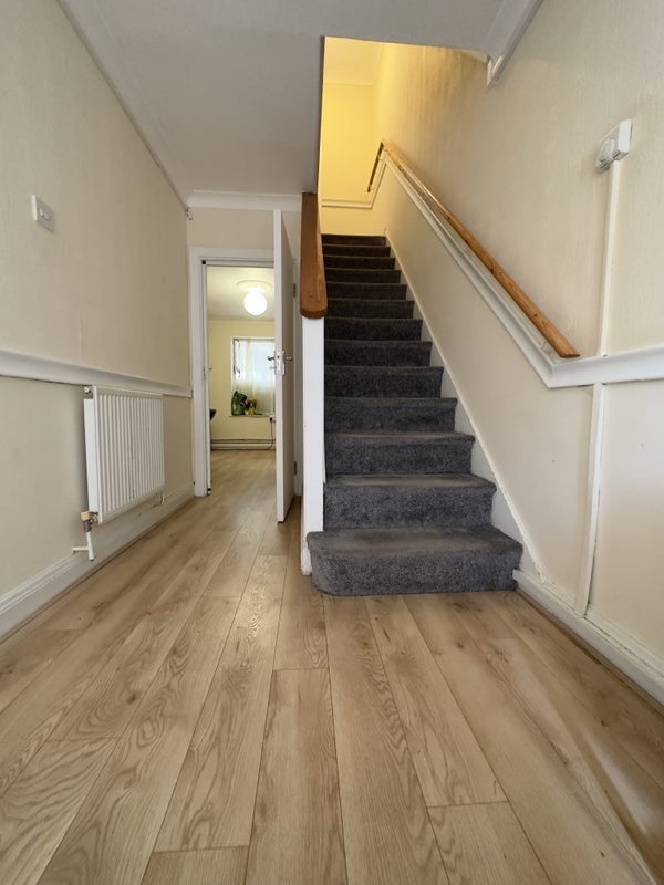 House Cypress Grove in Greater London