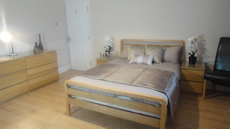 Room Lancaster Road in Rugby