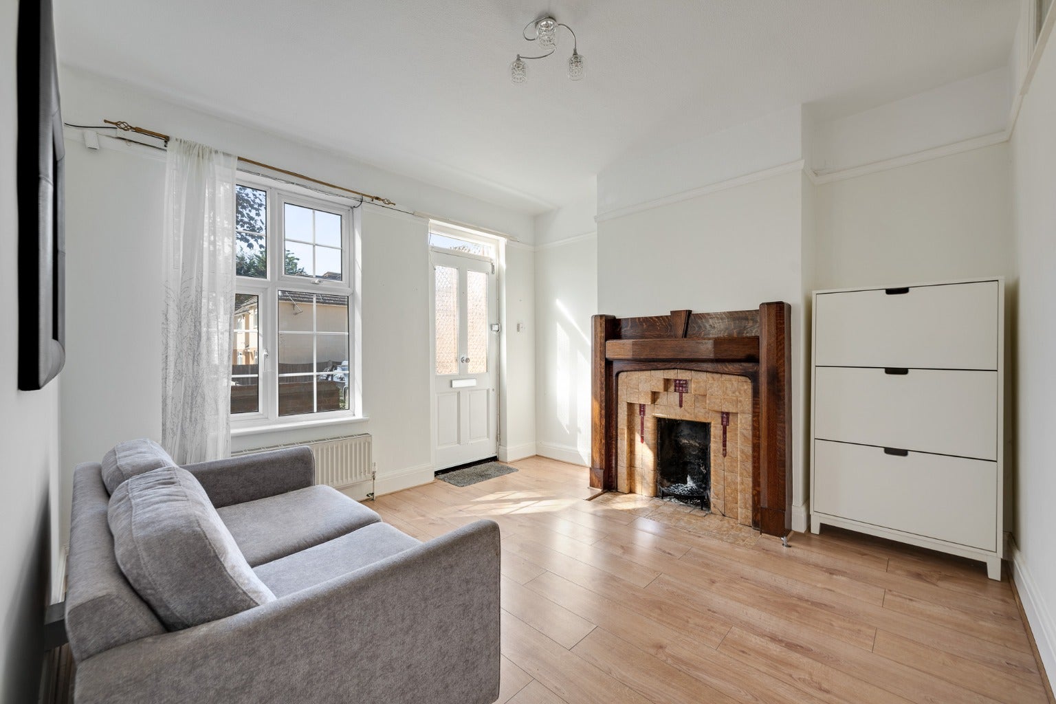 Flat Bellegrove Road in Greater London