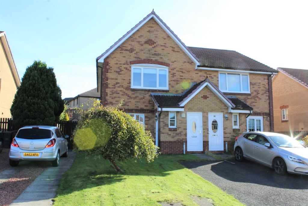 Flat Fairhaven Avenue in Gartness