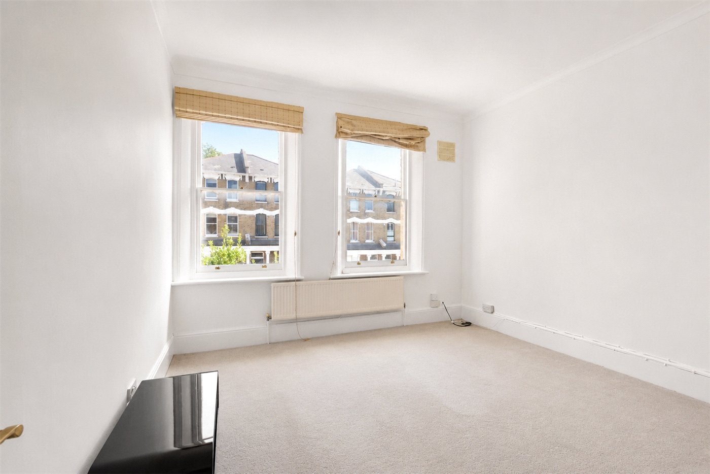 Flat Bennett Park in Greater London