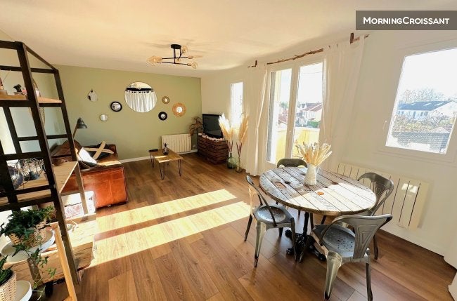 Flat Rue des Cottages in Voisins-le-Bretonneux