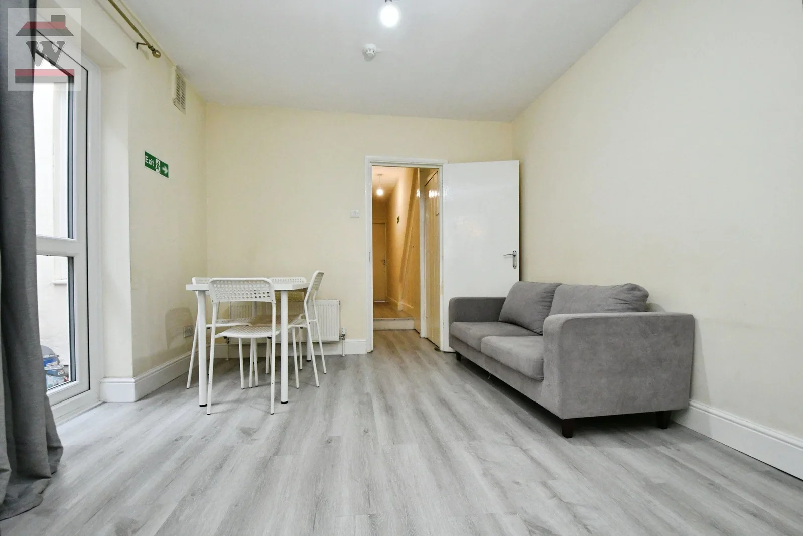 Flat Cecil Road in Greater London