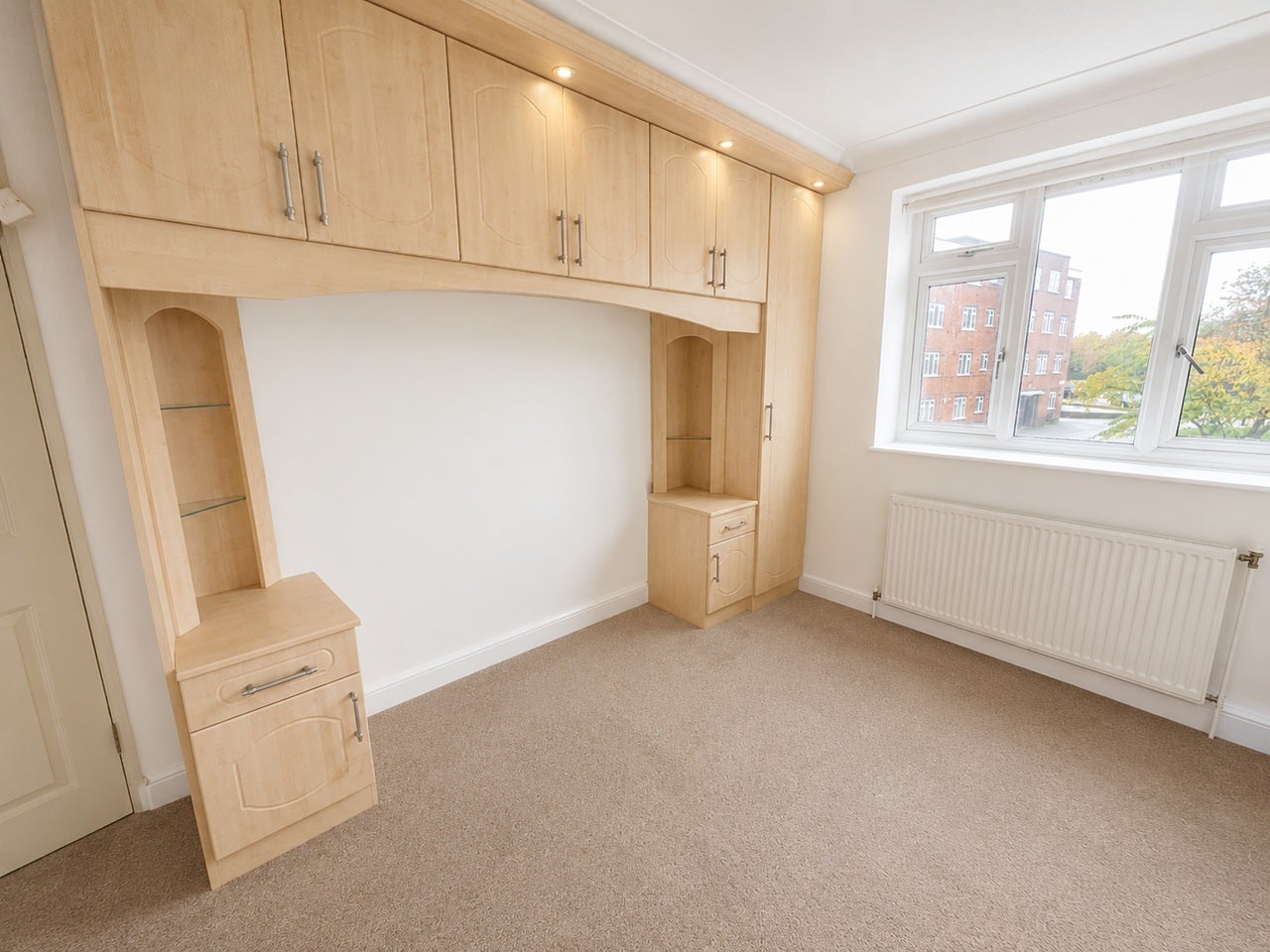 Flat The Meres in Greater London