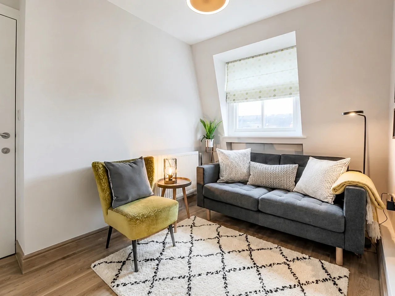 Flat Clarence Road in Greater London