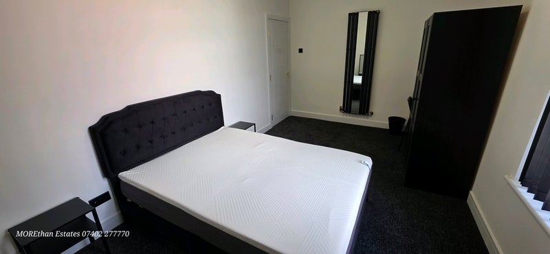 Flat Derby Road in Manchester