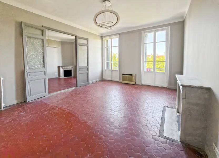 Appartement Place du Général de Gaulle à Antibes