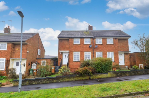 Room Forbes Avenue in Hertsmere