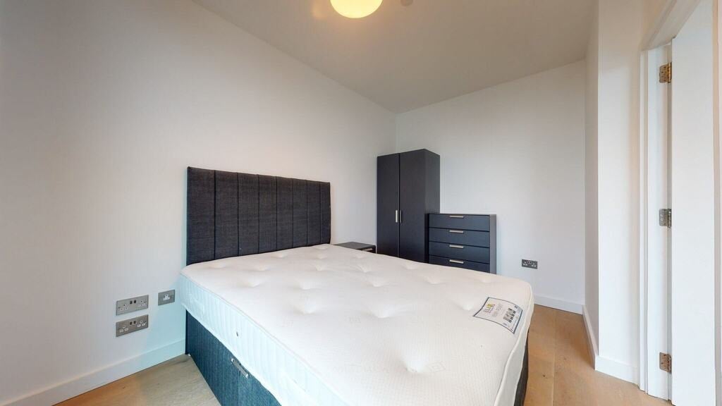 Flat Highgate Hill in Greater London