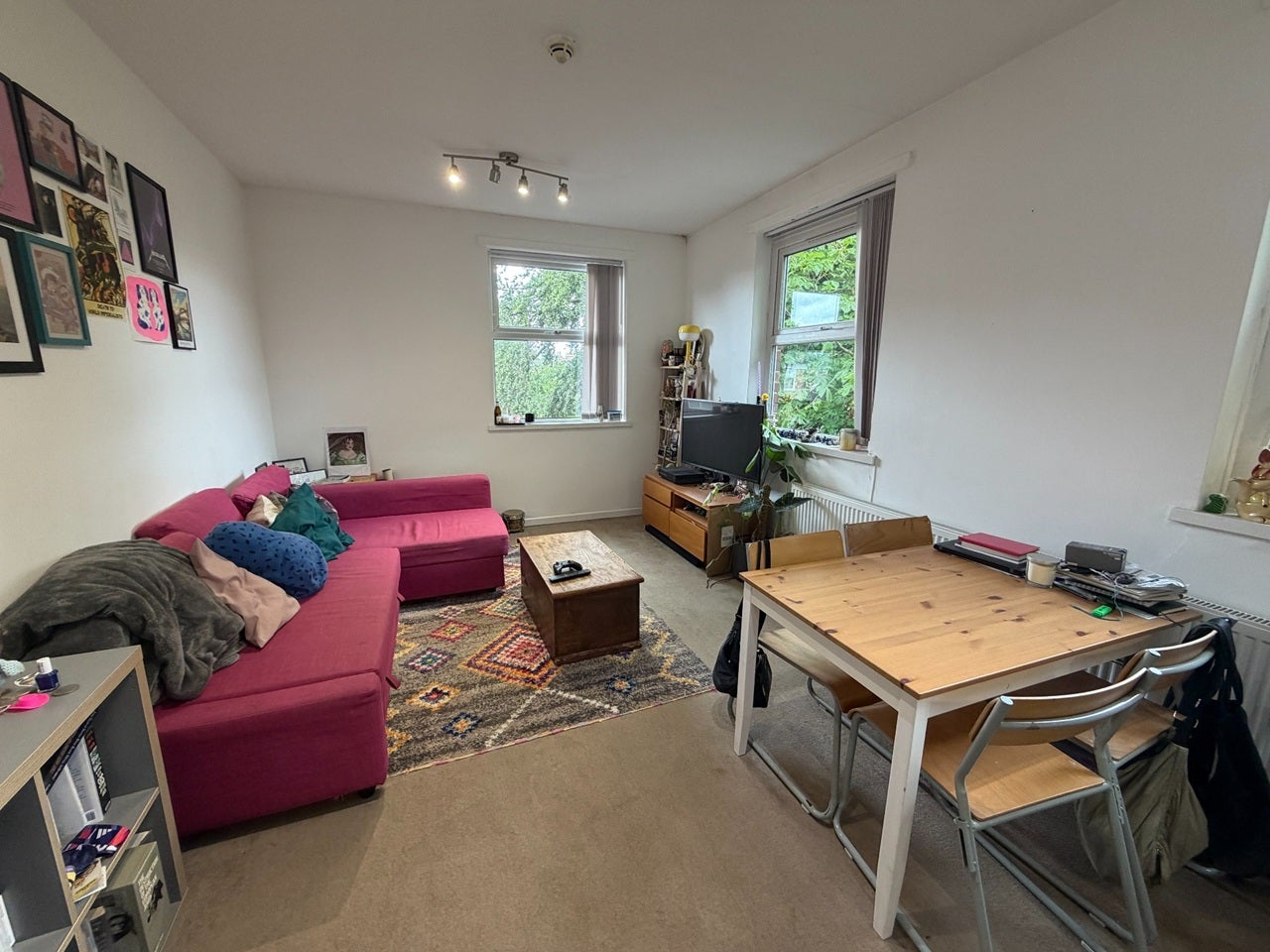 Flat Old Lansdowne Road in Manchester