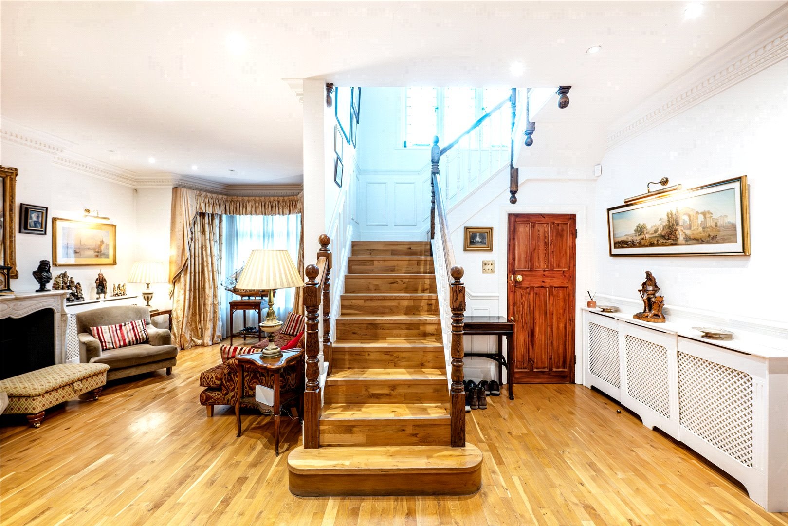 House Brewster Gardens in Greater London
