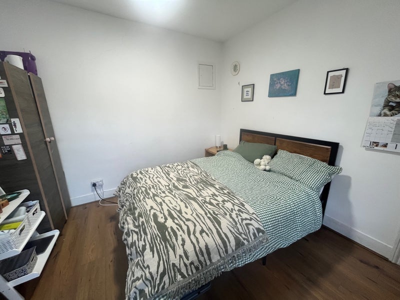 Room Gunton Road in Greater London