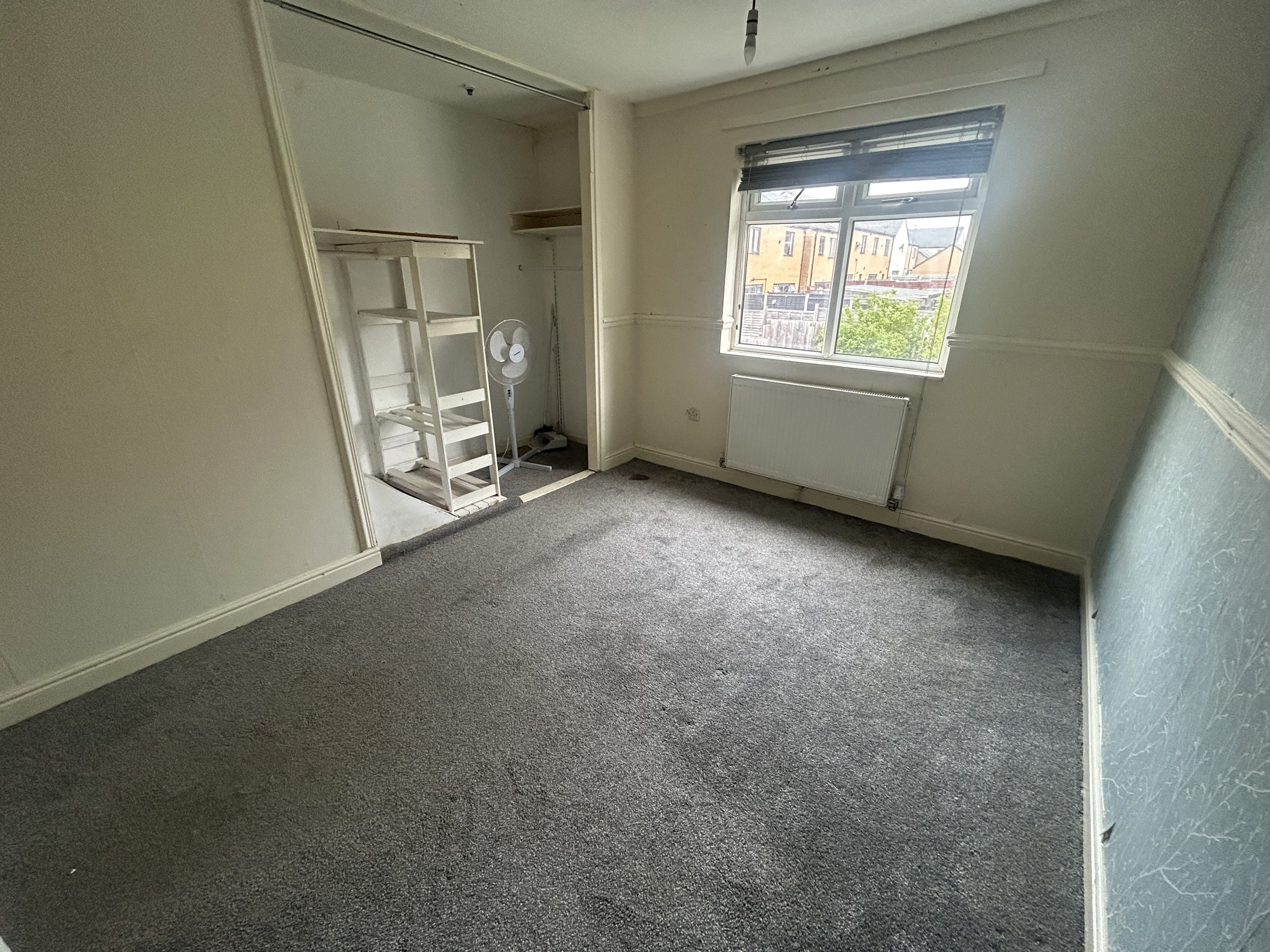 House Piccadilly Close in Chelmsley Wood