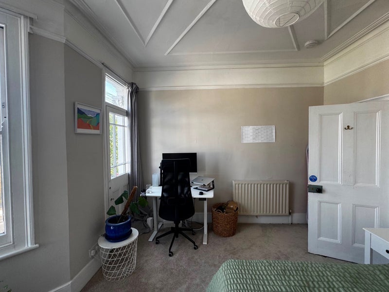 Room Forth Bridge Road in Greater London