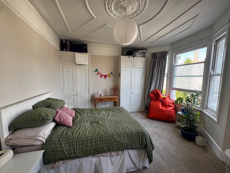Room Forth Bridge Road in Greater London