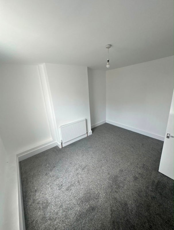 Room Thornton Grove in Leeds