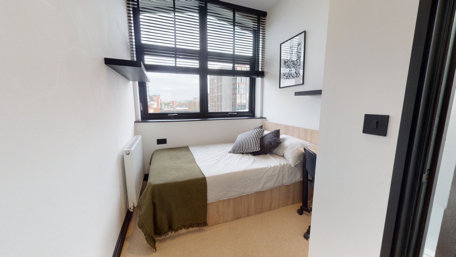 Room Harvey Street in Lincoln
