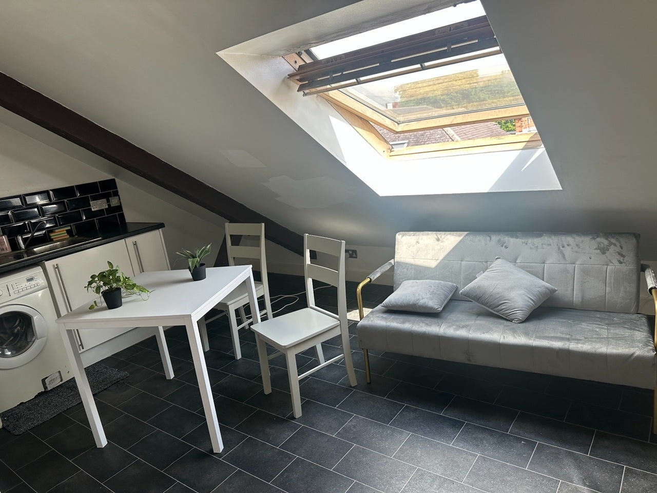 Room Mill Street in Leicester