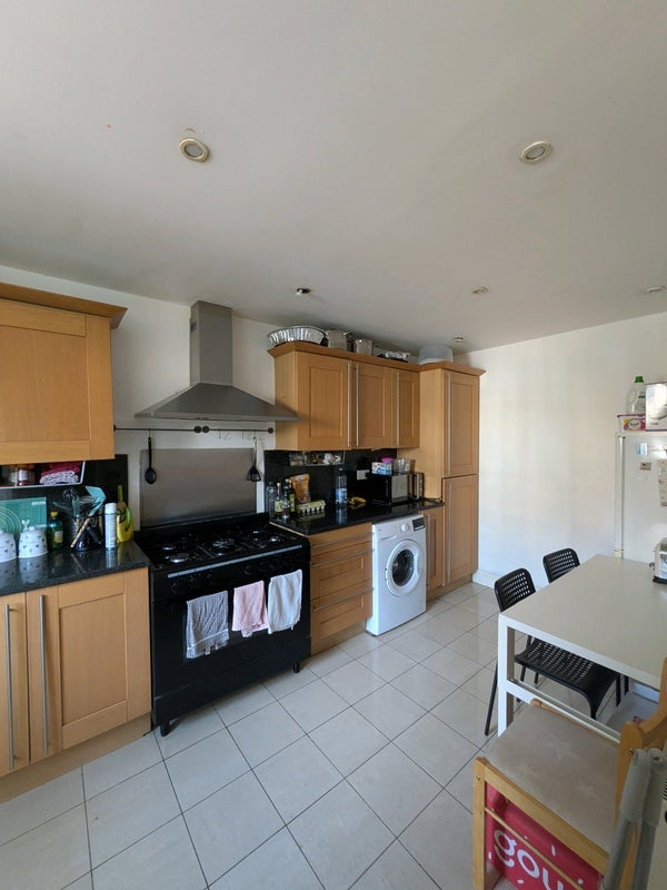 Room Woodland Mews in Greater London