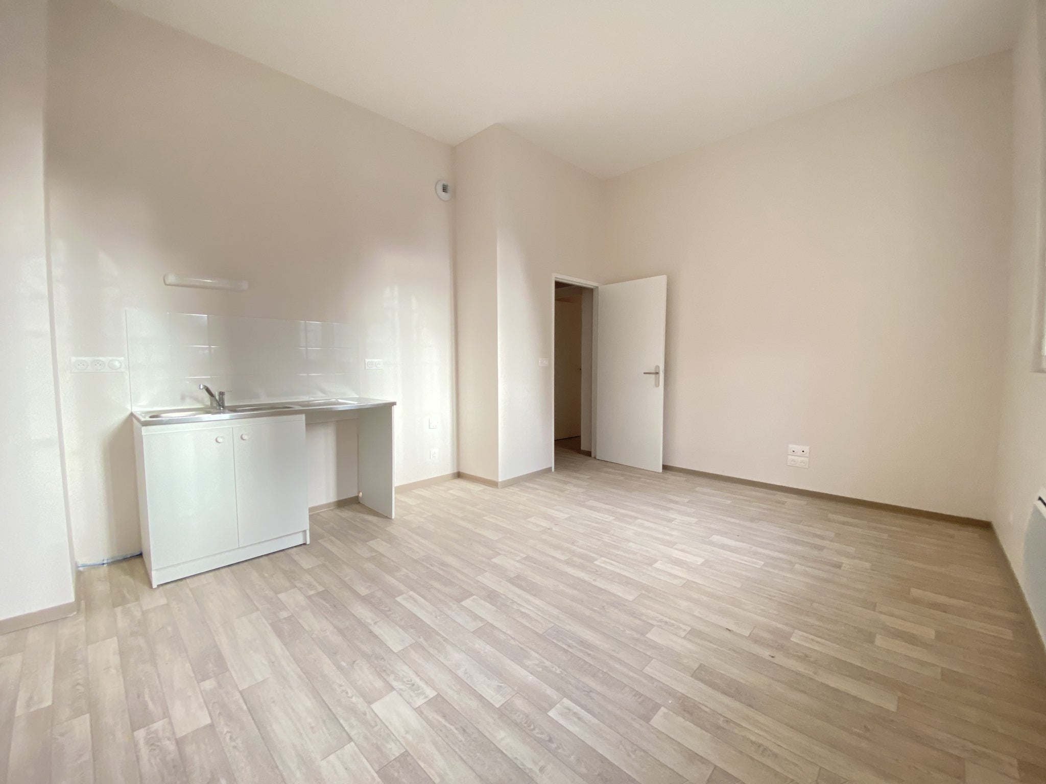 Flat Rue Pierre Duhem in Bordeaux