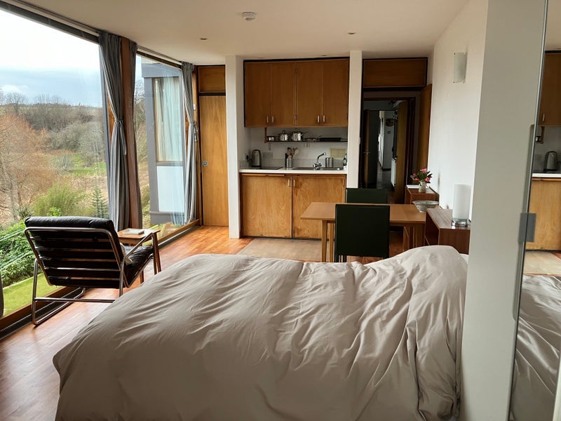 Room Kevock Road in Polton