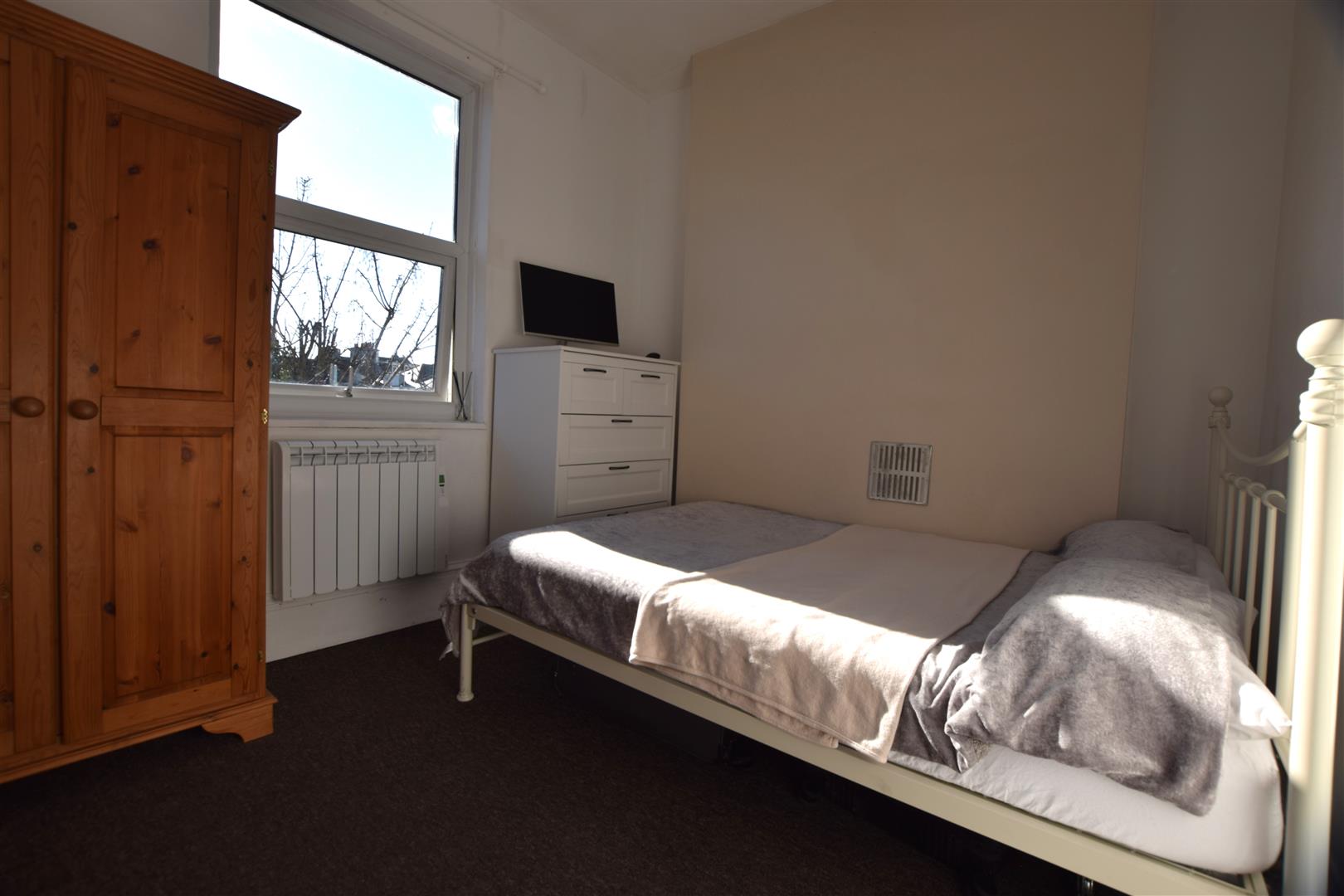 Flat Pevensey Road in St Leonards
