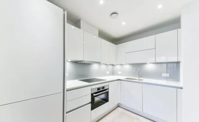 Flat City North Place in Greater London