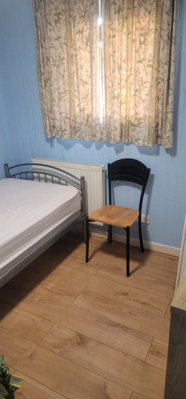 Room Portland Road in Greater London
