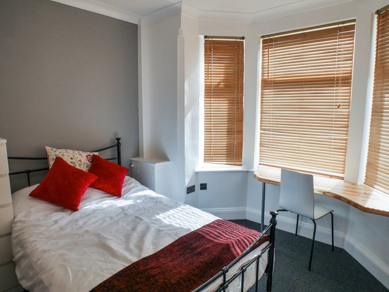 Room Linby Road in Ashfield