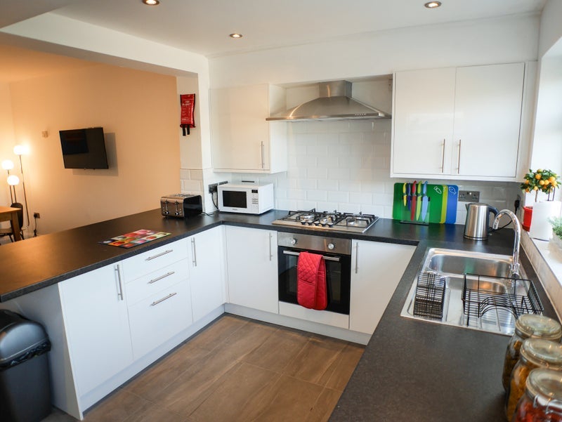 Room Linby Road in Ashfield