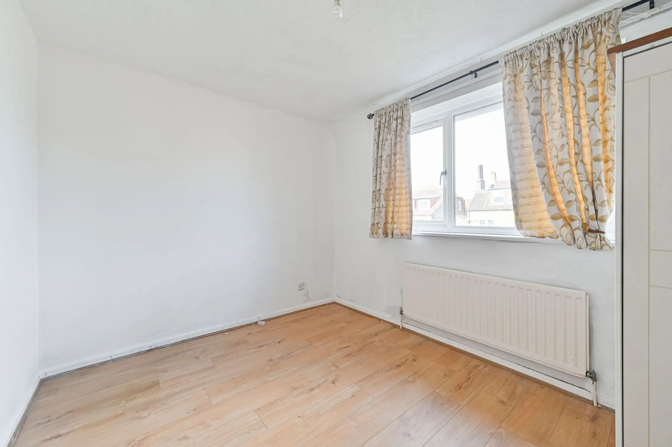 House Mitcham Lane in Greater London