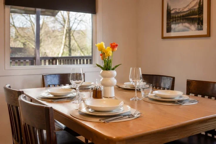 Room Ferry Road in Ardnadam