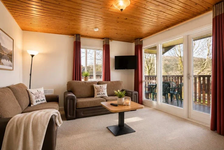 Room Ferry Road in Ardnadam
