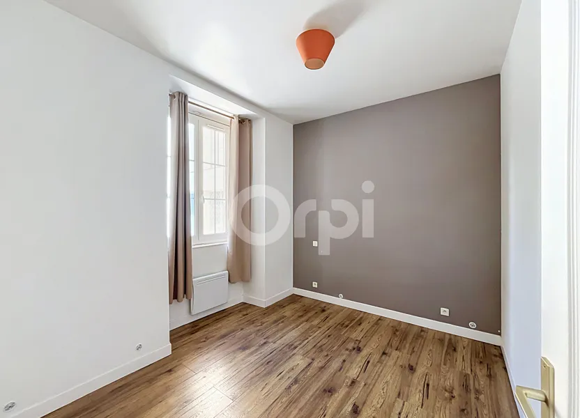 Appartement Place Voltaire à Terrasson-Lavilledieu