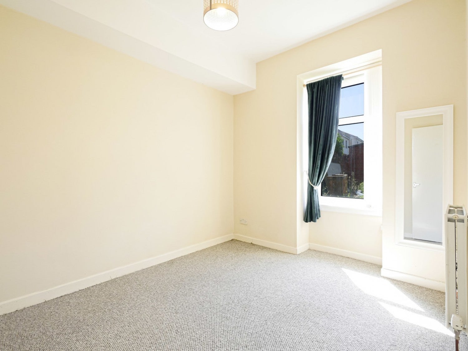 Flat West Court in Dundee