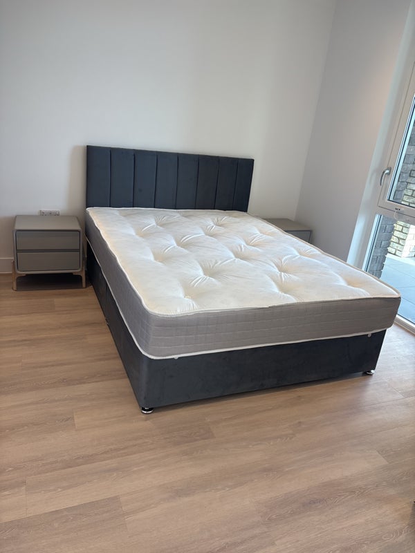 Room Boleyn Road in Greater London