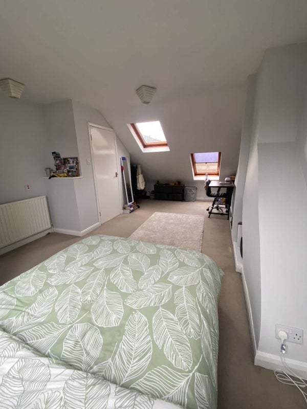 Room Claybrook Road in Greater London