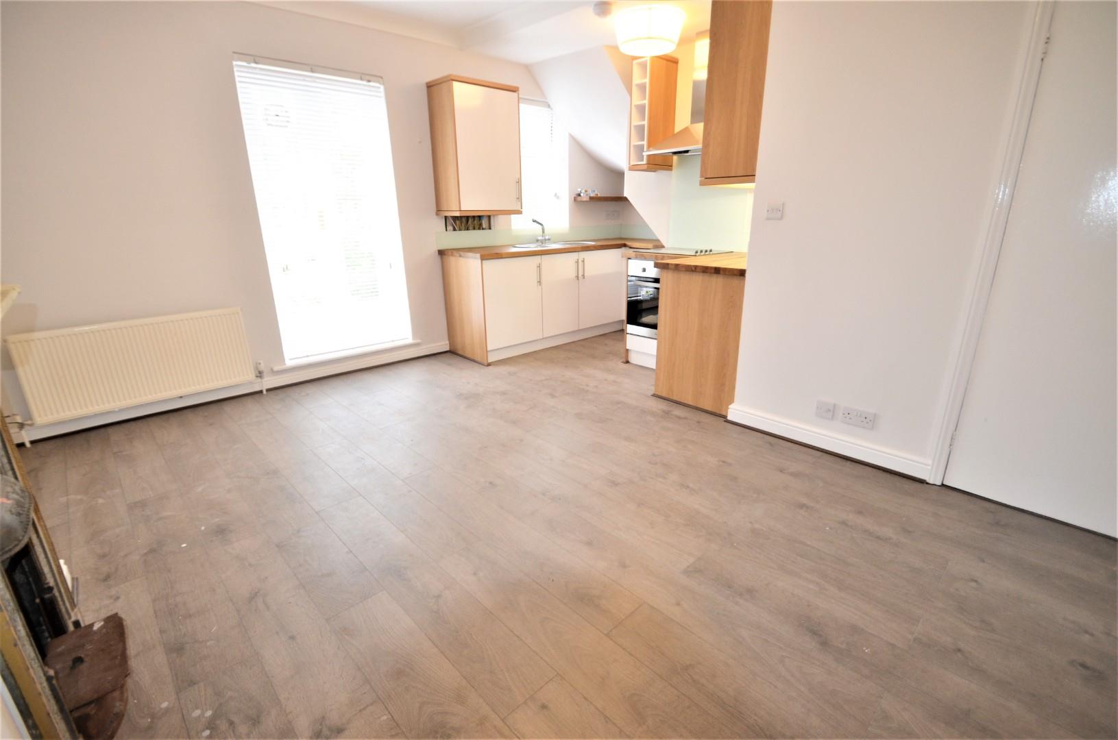 Flat Victoria Road in Greater London
