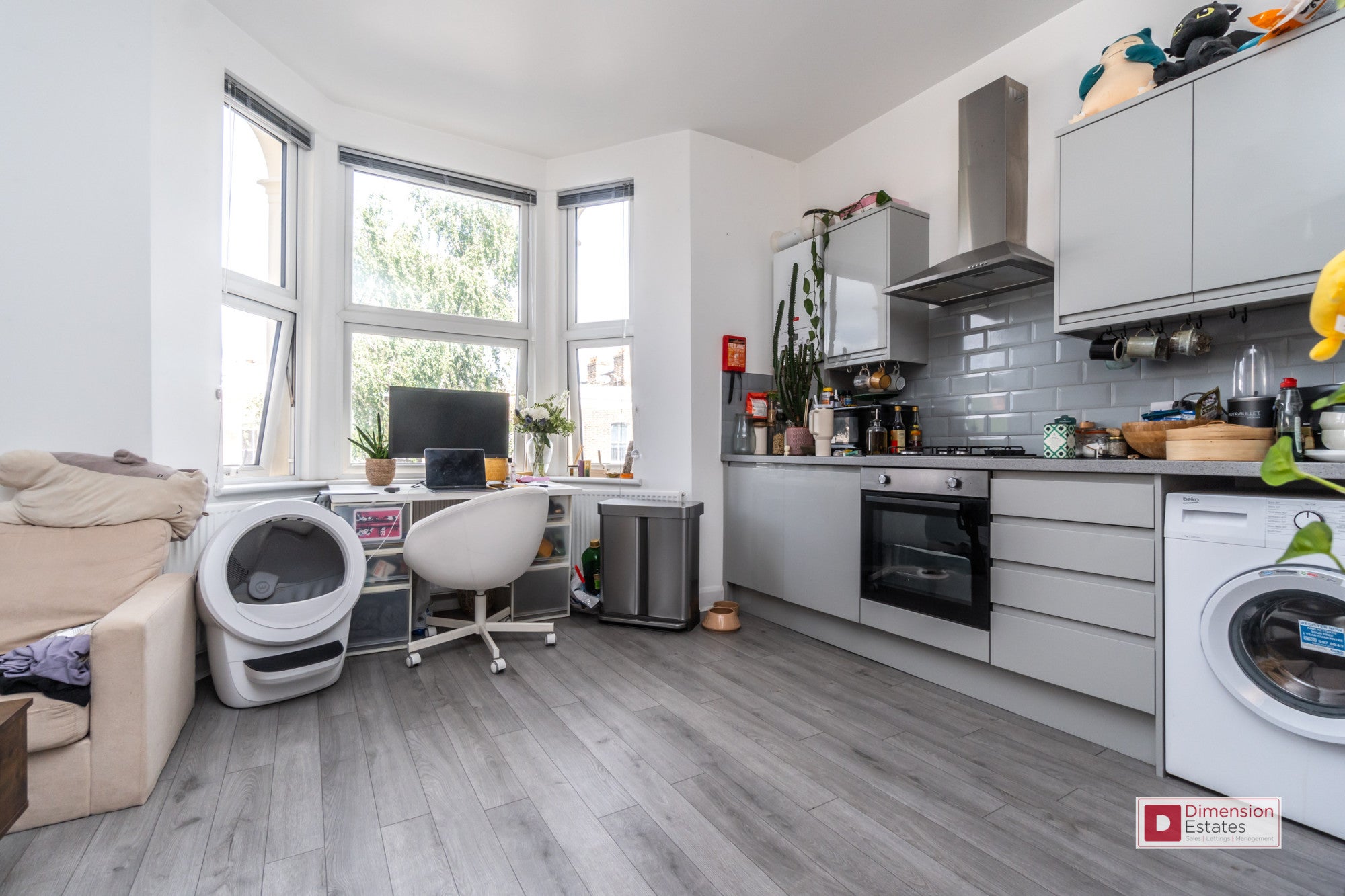 Flat Powerscroft Road in Greater London