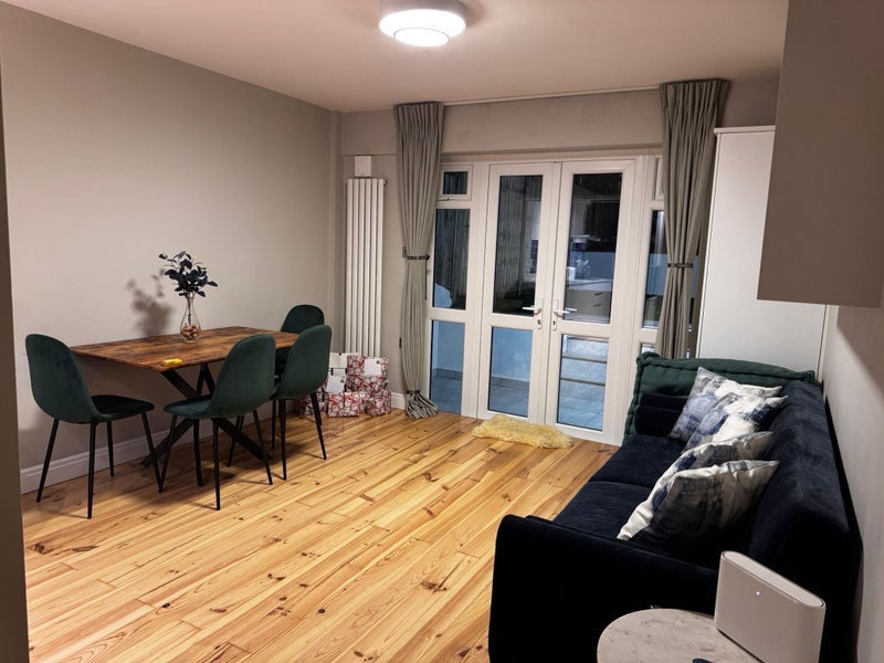 Room Sinclair Road in Greater London