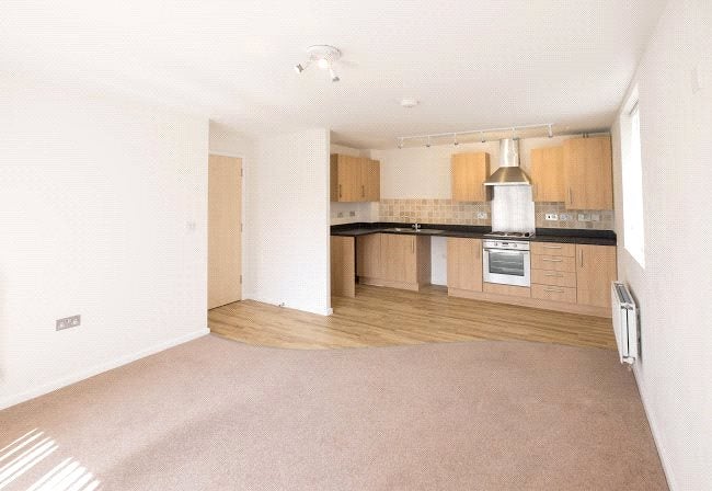 Flat Hornbeam Close in Bradley Stoke