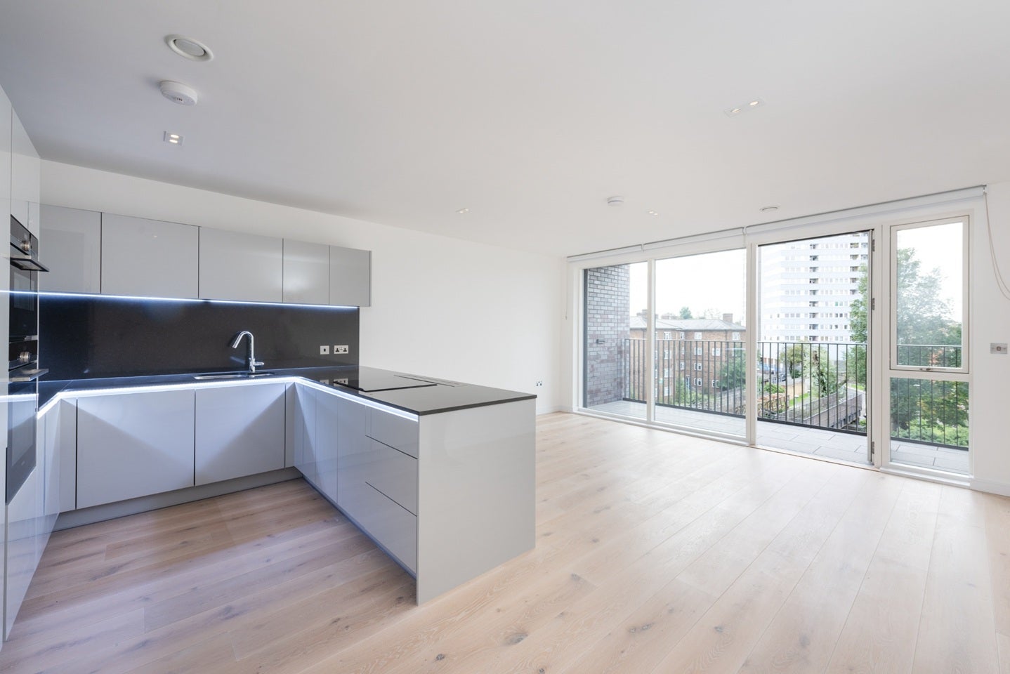 Flat Belsize Road in Greater London
