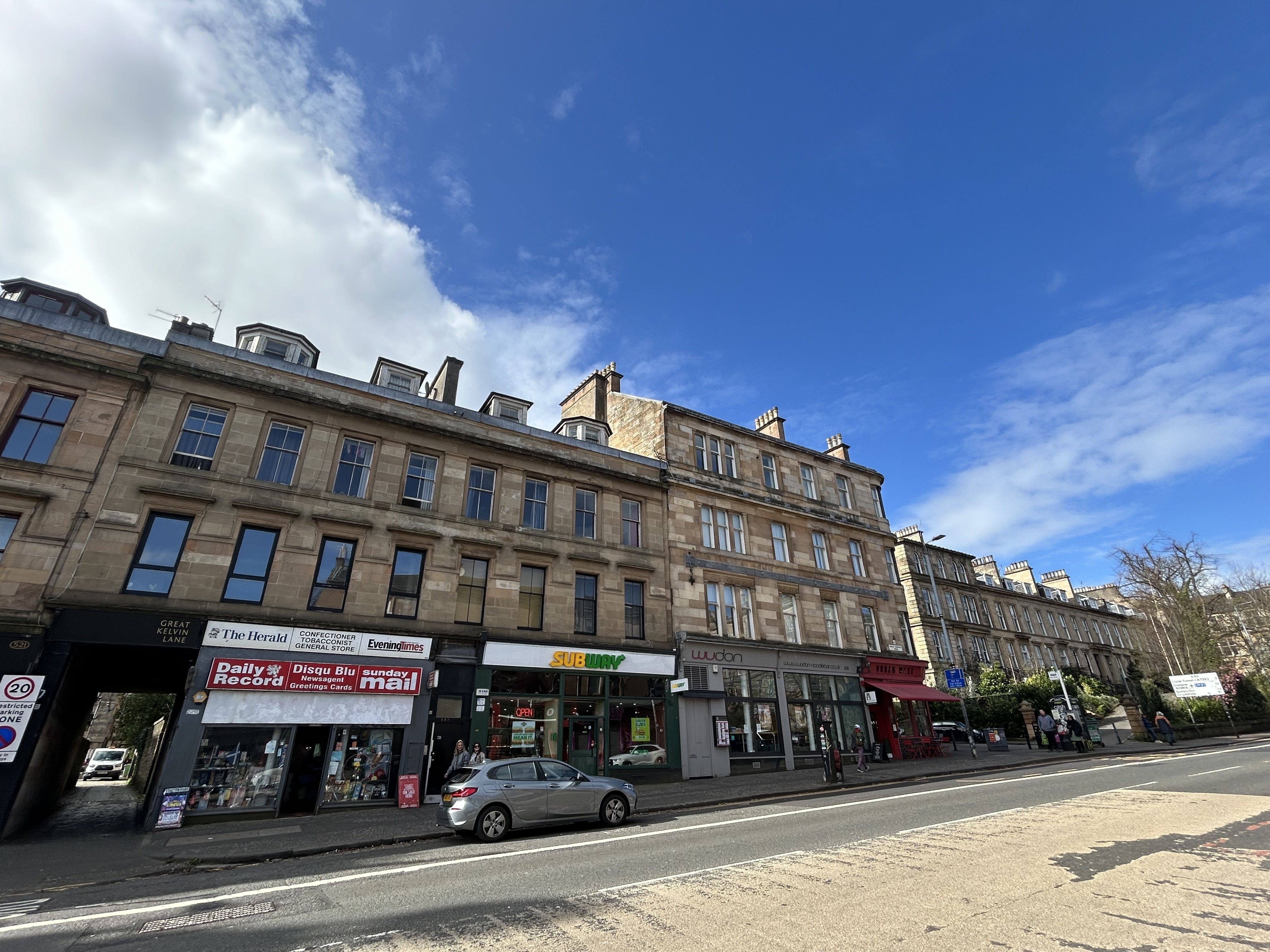 Flat Great Western Road in Glasgow