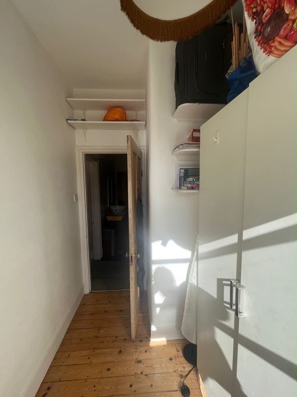 Room Ravenstone Street in Greater London