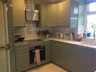 Room Canon Beck Road in Greater London